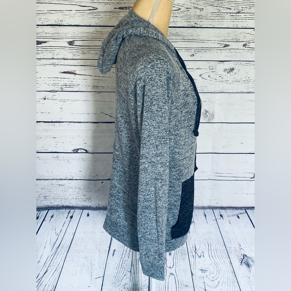 Women’s Small Sweater Hello Mello Gray Hooded Pockets Lightweight Soft Knit - Picture 5 of 11